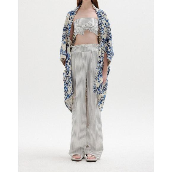 NEW EENK saint shawl coat in blue/ivory